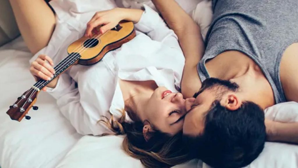 5 canciones que hablan de sexo y no sabías