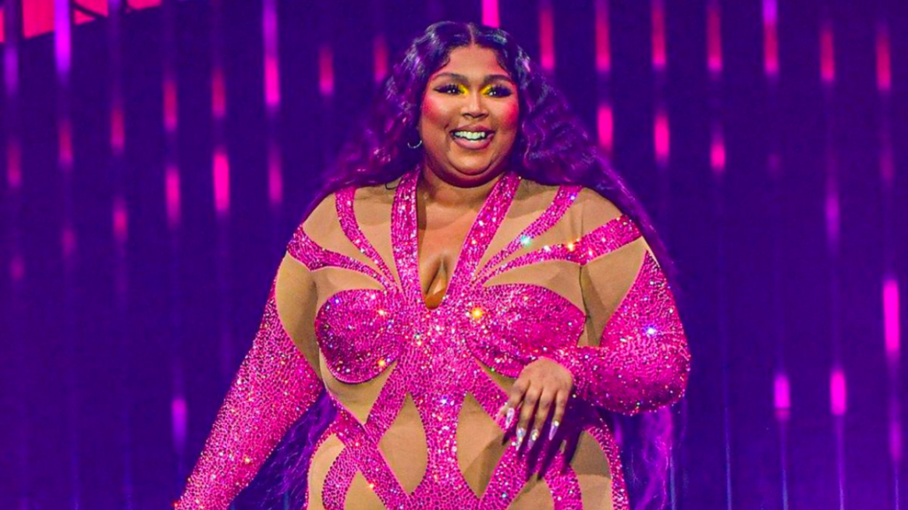 Lizzo da mensajes de autoestima en sus películas y documentales
