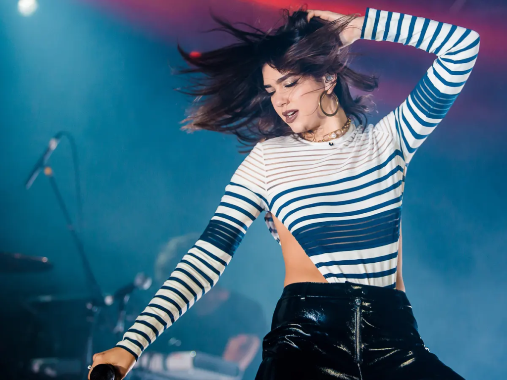 Dua Lipa lanzará un álbum "psicodélico de los 70's" en 2024