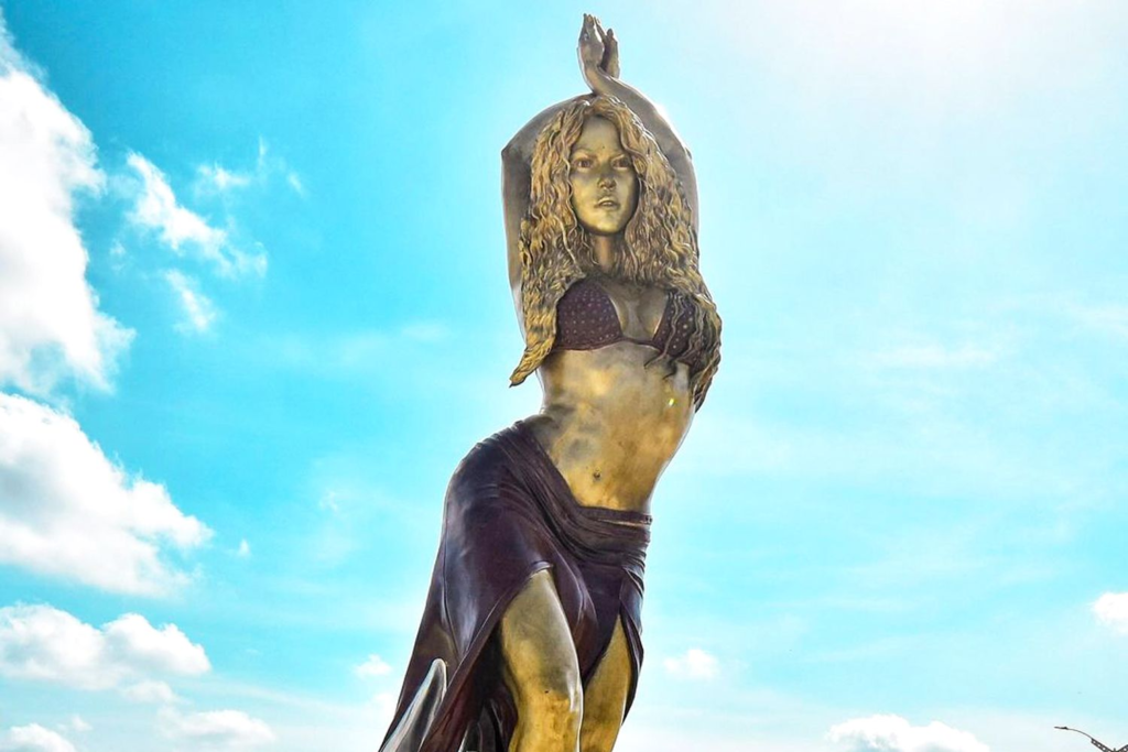 Shakira tiene su nueva estatua en Barranquilla