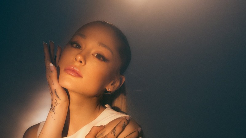¿El nuevo álbum de Ariana Grande se llama Eternal Sunshine?