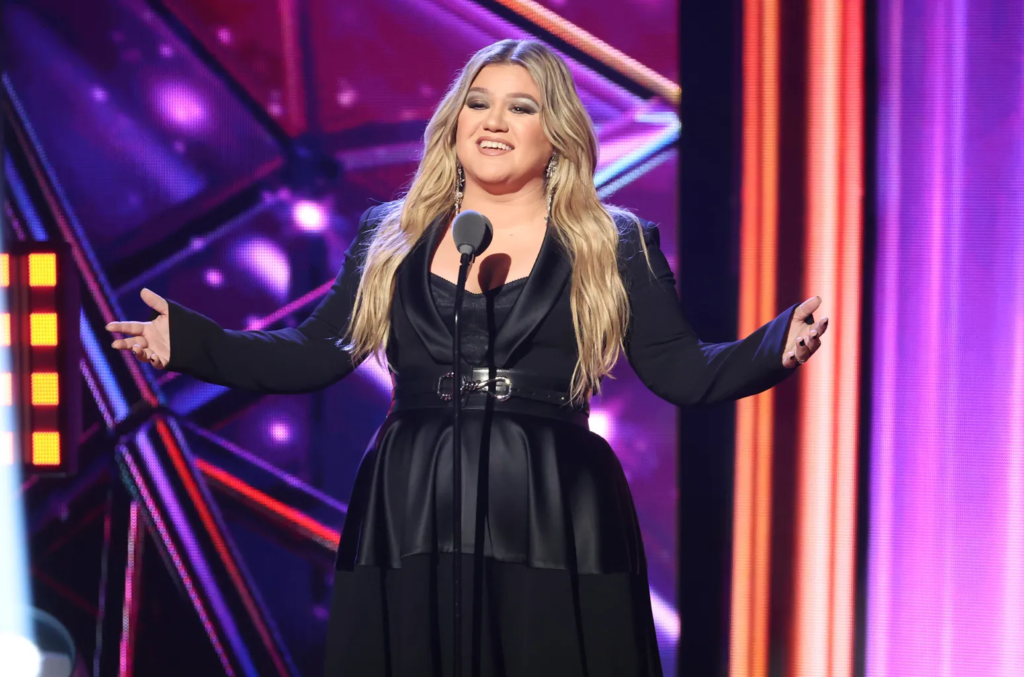 Kelly Clarkson habla de su perdida de peso y su prediabetes
