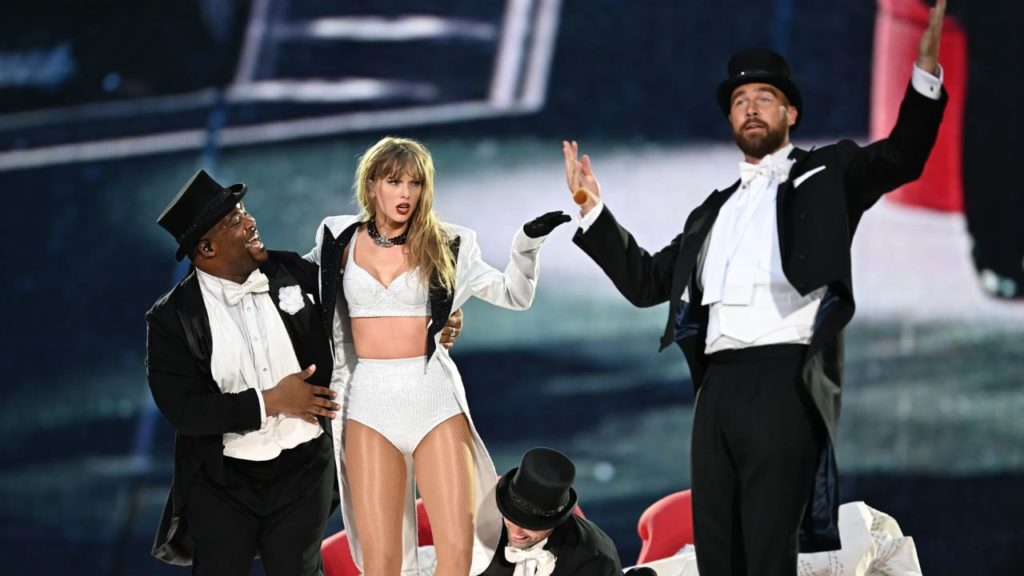 La NFL factura el romance de Taylor Swift y Travis Kelce