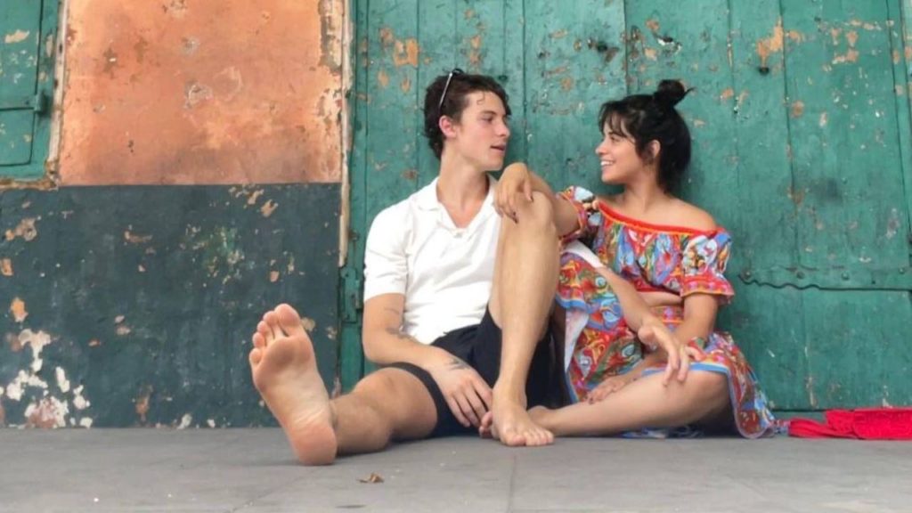 Camila Cabello y Shawn Mendes fueron vistos juntos en la final