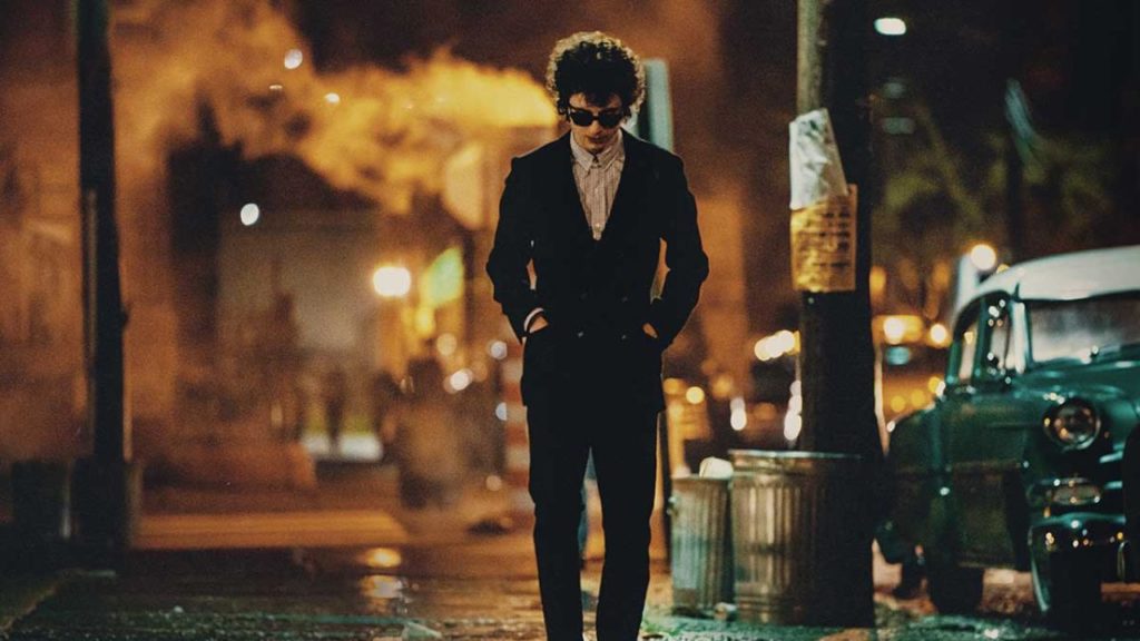 Timothée Chalamet se convierte en Bob Dylan