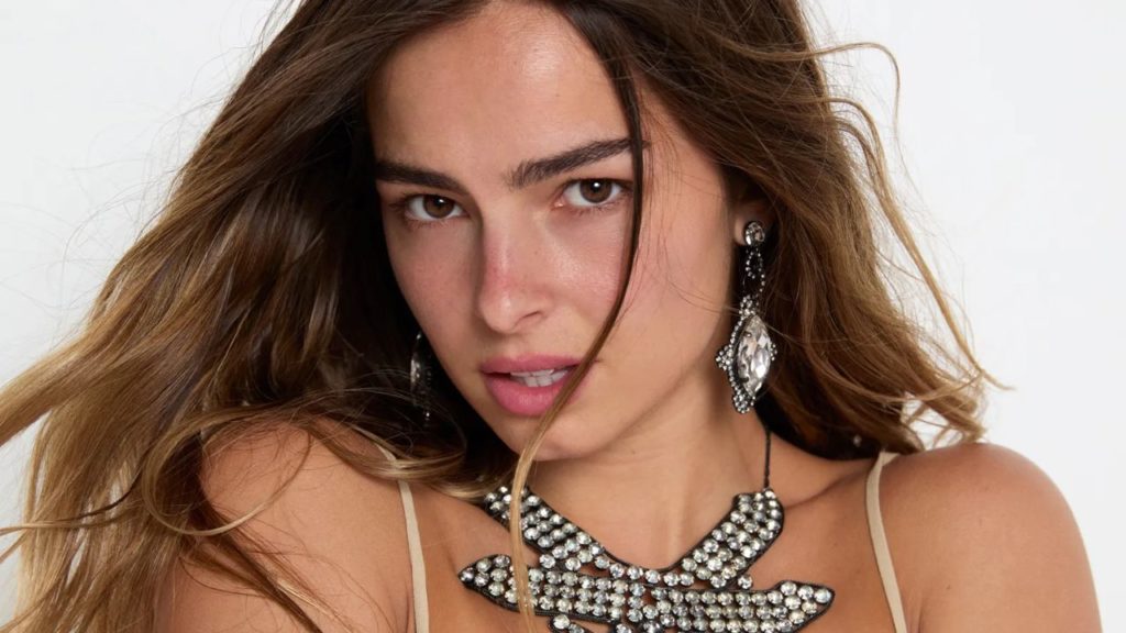 Addison Rae conquista la portada de Rolling Stone