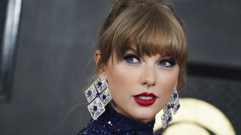 Taylor Swift sorprende a sus fans 