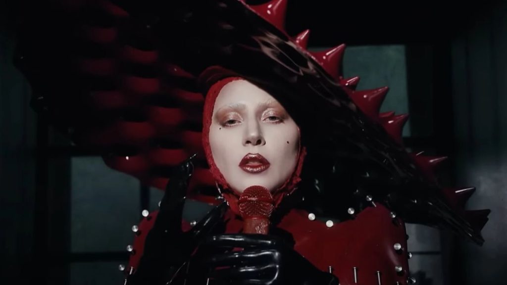 ¡Lady Gaga regresa a sus raíces con 'MAYHEM'!