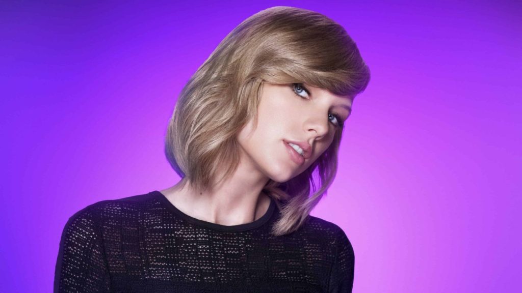 Taylor Swift hace un inesperado llamado a Travis Kelce